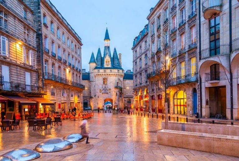 bordeaux-choisir-logement-quartier-historique